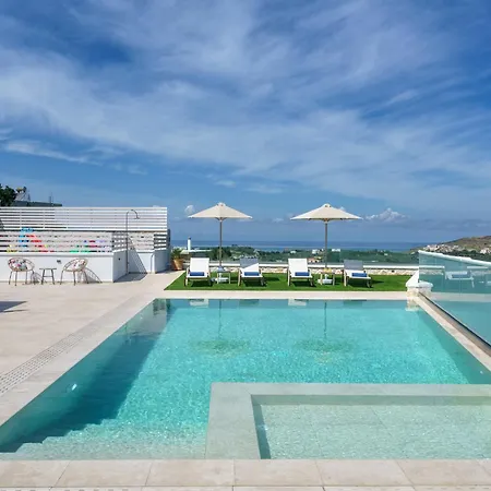 Valentina, Villa Roumeli
